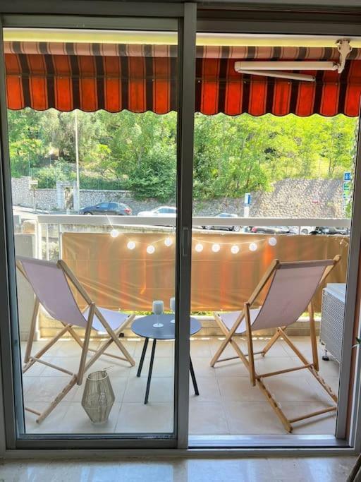Appartement 2P Renove Avec Terrasse Au Port De نيس المظهر الخارجي الصورة