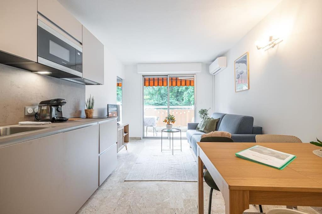 Appartement 2P Renove Avec Terrasse Au Port De نيس المظهر الخارجي الصورة